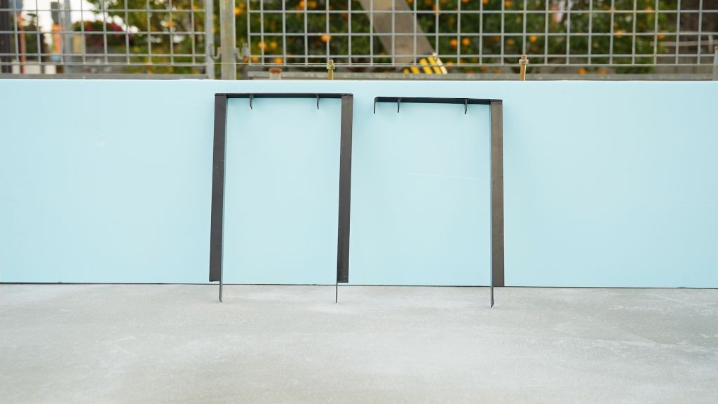 ダンサポ本体 - シンプルな金物